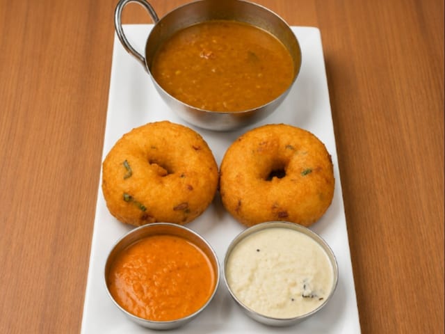 Medhu Vadai (2).