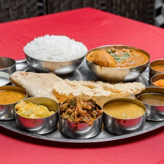 Anjappar Chicken Thali