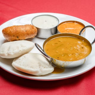 Idli (2)/Vadai (1) Combo