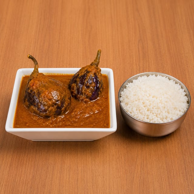 *Ennai Katthirikkai Kolambu.